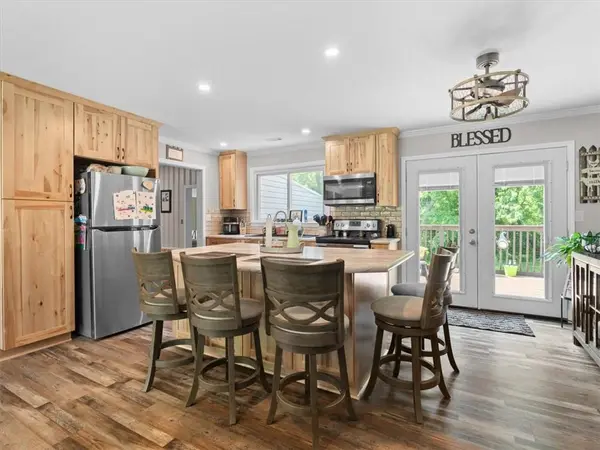 2 Ridgeland RD, Country Club, MO 64505