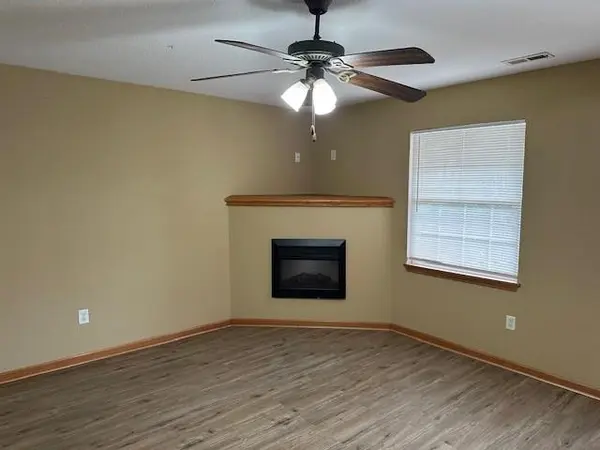 1002 NE Deer Creek RD, Grain Valley, MO 64029
