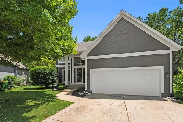 11509 W 115th ST, Overland Park, KS 66210