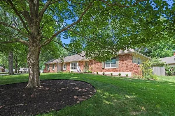 101 W 116th ST, Kansas City, MO 64114