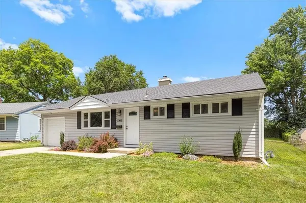 7303 Elm ST, Raytown, MO 64133