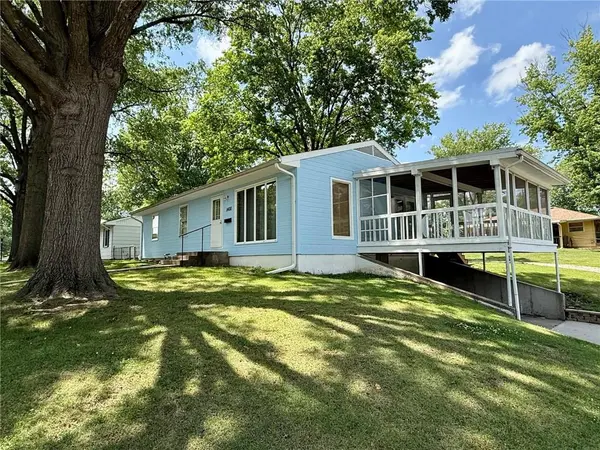 1400 Delaware ST, Leavenworth, KS 66048