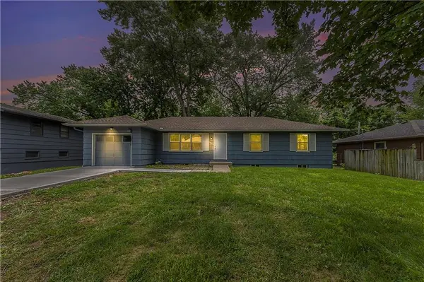 5013 N Fremont AVE, Kansas City, MO 64119