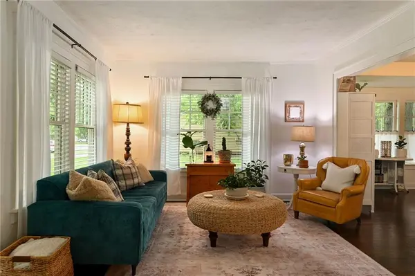 7602 Marty ST, Overland Park, KS 66204