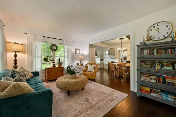 7602 Marty ST, Overland Park, KS 66204