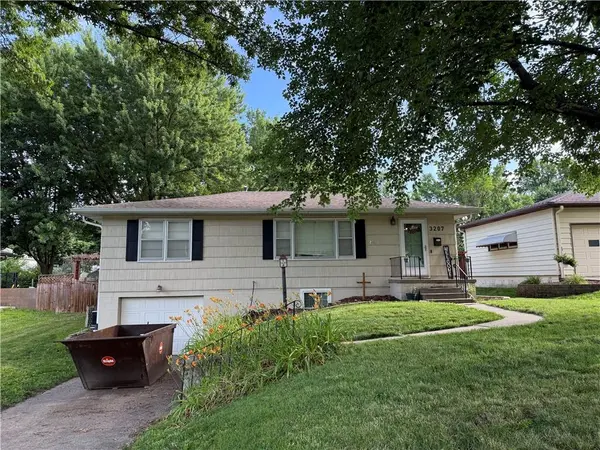 3207 Doniphan AVE, St Joseph, MO 64507