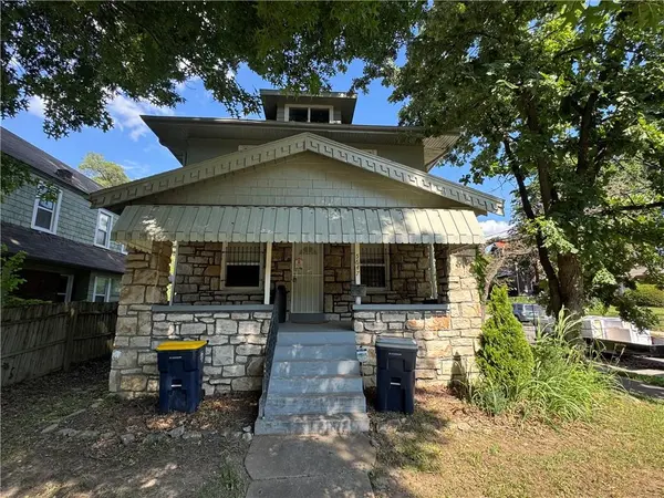 5647 WAYNE AVE, Kansas City, MO 64110