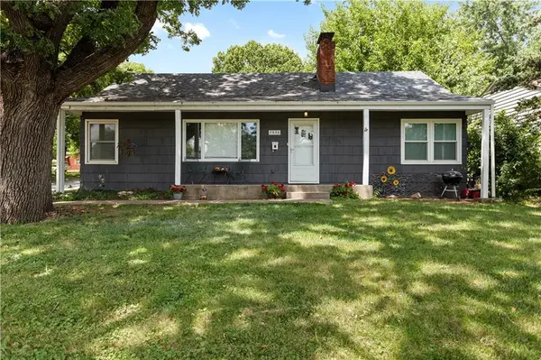 7930 W 67th ST, Merriam, KS 66202