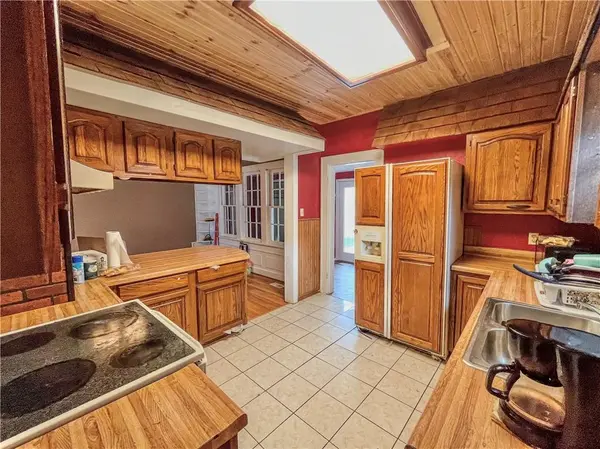 813 E Main ST, Independence, KS 67301