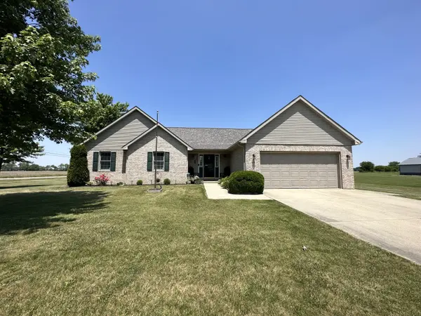 880 Bridle LN, Oakville, IN 47367