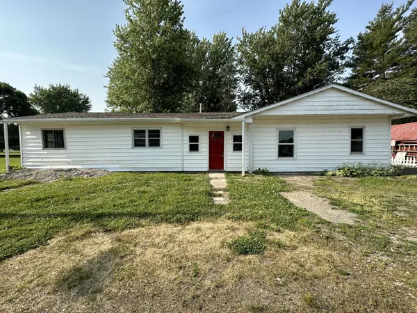 303 E Columbia ST, Roachdale, IN 46172