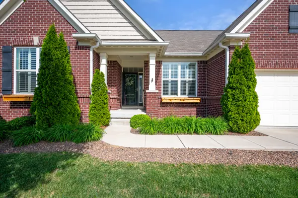 9751 N Port DR, Mccordsville, IN 46055