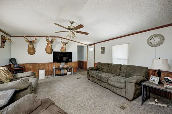 325 S John ST, Atlanta, IN 46031