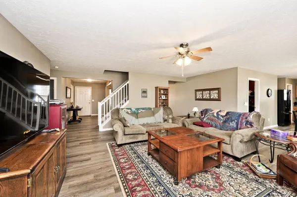 2396 S Moeller CIR, New Palestine, IN 46163