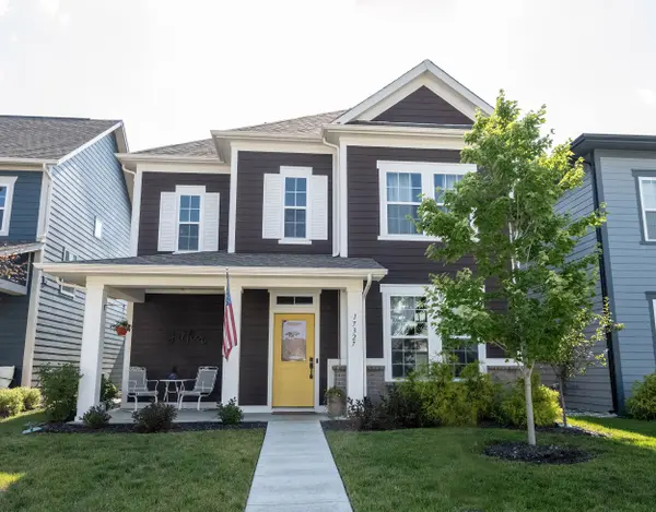 17327 Henslow DR, Westfield, IN 46074