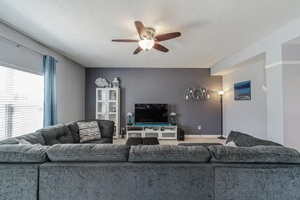 755 Bobtail DR, Greenfield, IN 46140