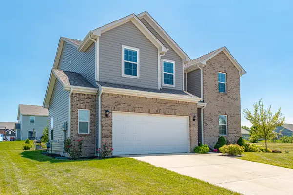755 Bobtail DR, Greenfield, IN 46140