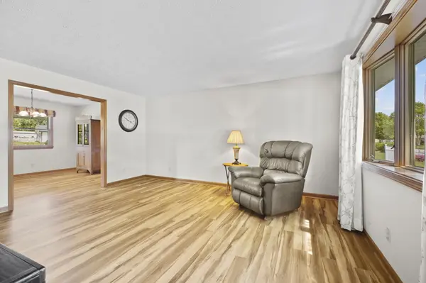 630 Holiday DR, Greentown, IN 46936