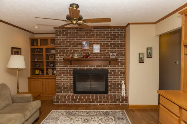 114 Parkridge DR, Danville, IN 46122