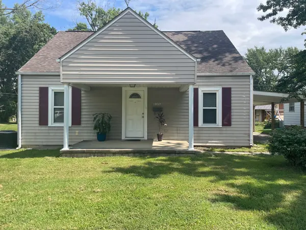 1037 W Walnut Street, Brownstown, IN 47220