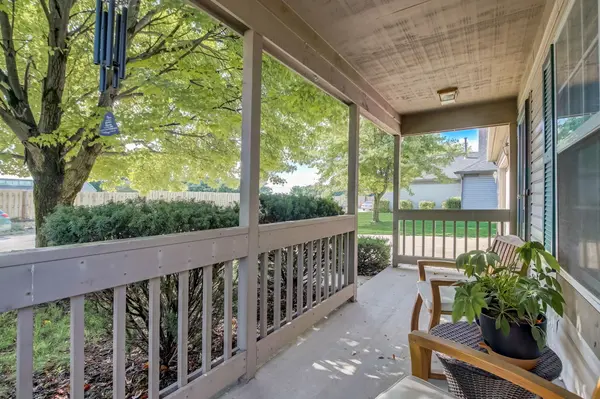 9965 Waterside DR, Noblesville, IN 46060