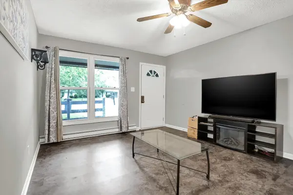 4430 Aristocrat CT, Indianapolis, IN 46235