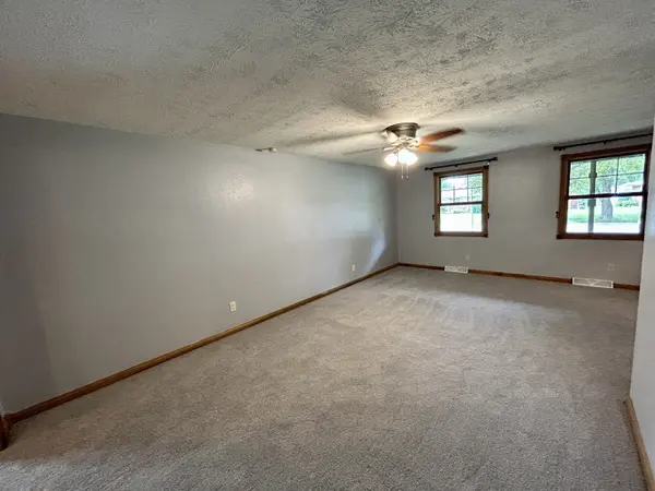 915 Aberdeen DR, Indianapolis, IN 46241