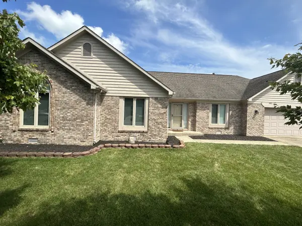 881 Saint Andrews DR, Avon, IN 46123