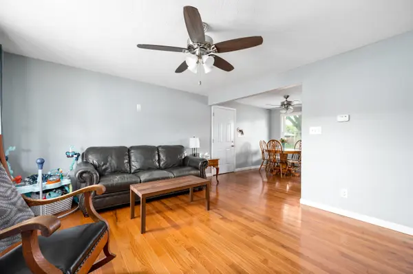 211 Spring Mill RD, Anderson, IN 46013