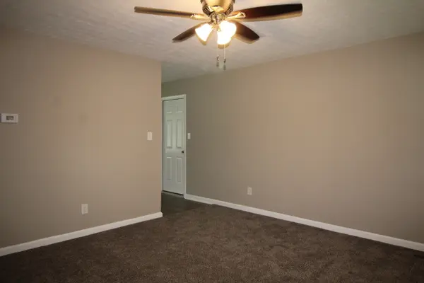 415 Western Pkwy, Seymour, IN 47274