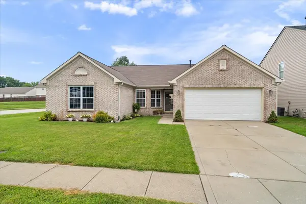 10124 Morning Light DR, Avon, IN 46123