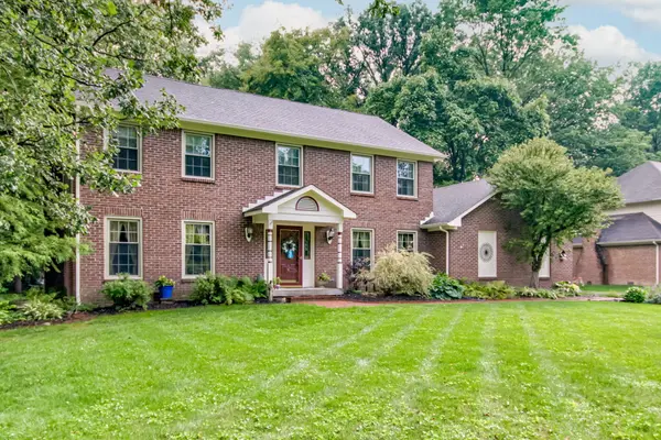 7045 W Amelia DR, New Palestine, IN 46163