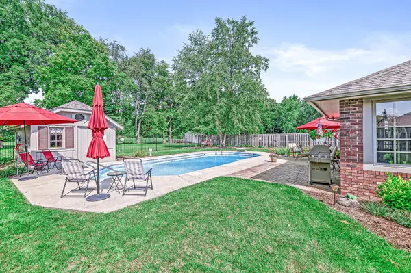 1037 Grey Squirrel DR, Pendleton, IN 46064