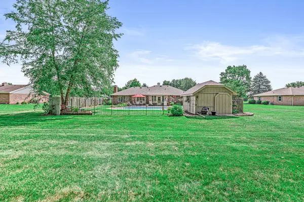 1037 Grey Squirrel DR, Pendleton, IN 46064