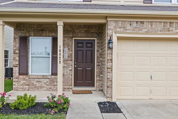 10828 Orchard Valley WAY, Indianapolis, IN 46235