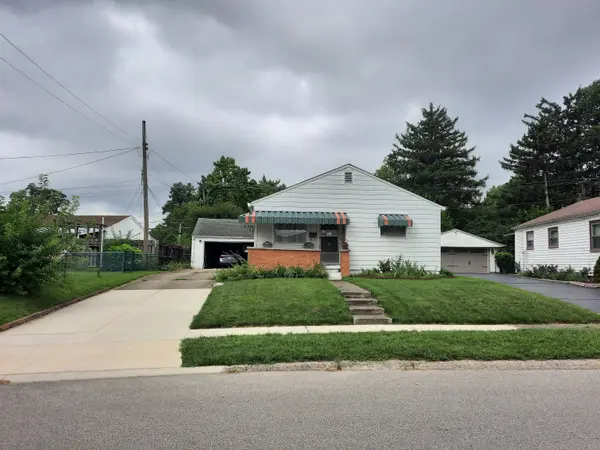 322 8th AVE S, Beech Grove, IN 46107