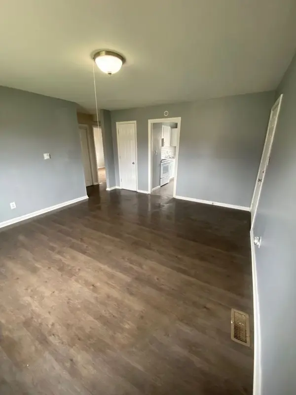 5115 Banbury RD, Indianapolis, IN 46226