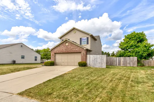 1882 Chatham PL, Danville, IN 46122
