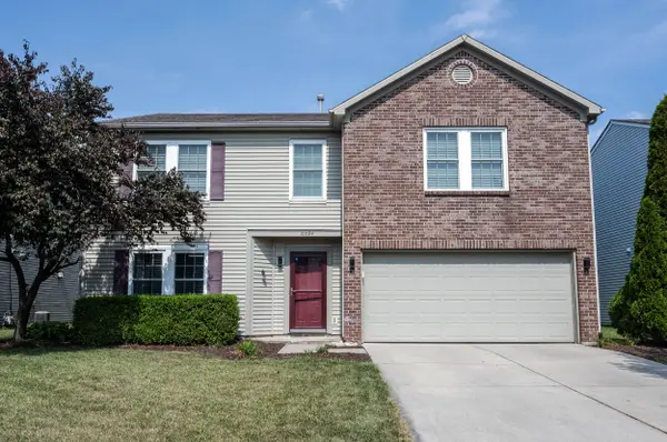 10094 Sapphire Berry LN, Fishers, IN 46038