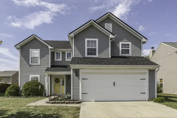 3086 Monterey DR, Whiteland, IN 46184