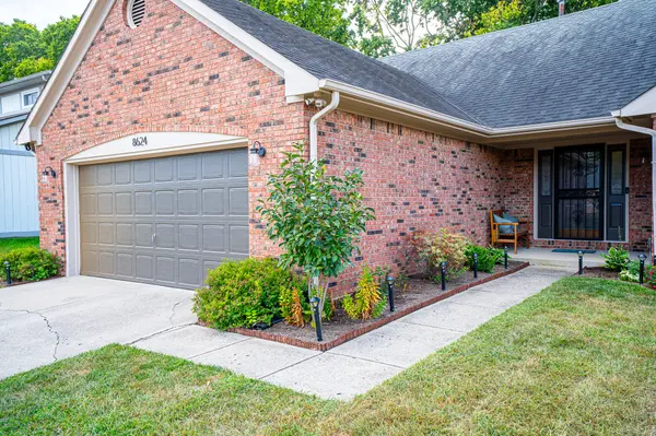 8624 Gallant Fox DR, Indianapolis, IN 46217