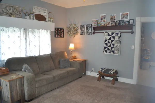 203 E Main ST, New Market, IN 47965