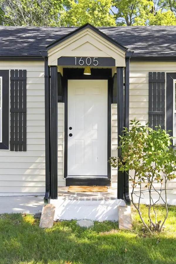 1605 E Blaine ST, Springfield, MO 65803