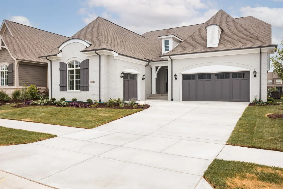 1921 Granville DR, Westfield, IN 46074