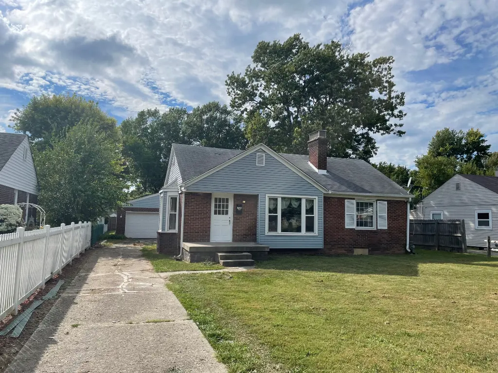 1720 N Leland AVE, Indianapolis, IN 46218