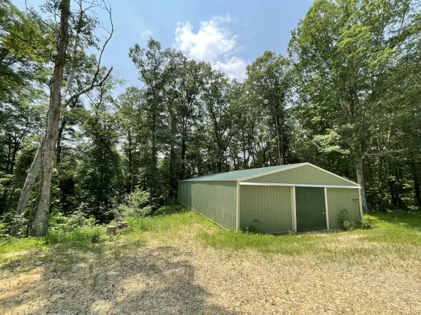 4000 N Block Co Rd 325 RD, Brownstown, IN 47220