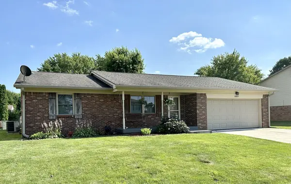 6819 Troon WAY, Indianapolis, IN 46237