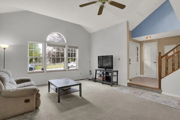 6702 Colleens WAY, Indianapolis, IN 46221