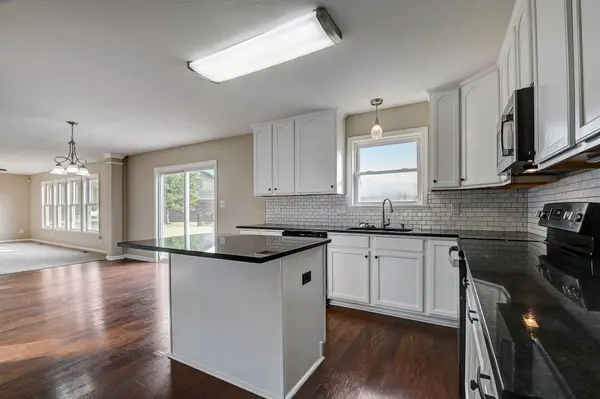 5701 Tembrooke WAY, Bargersville, IN 46106