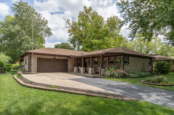 921 N Mitchner AVE, Indianapolis, IN 46219